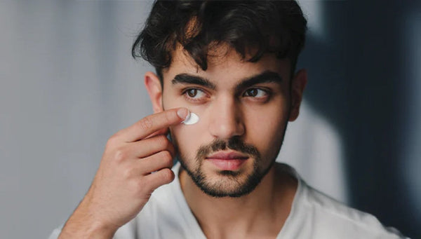 Dry Skin and Sunscreen: How to Find One That Doesn't Make Dryness Worse