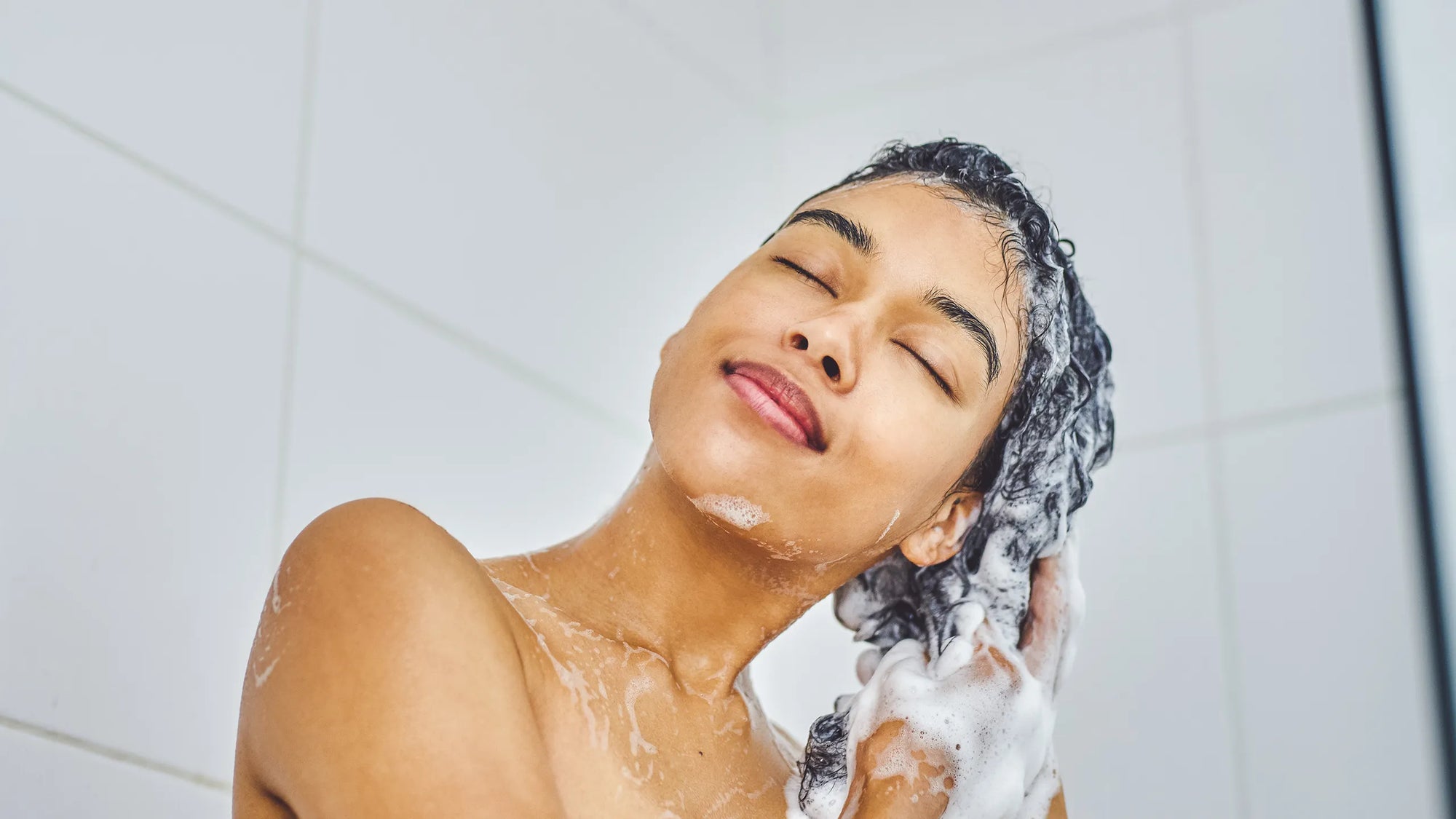 How to Choose the Right Shampoo to Prevent Hair Fall and Promote Hair Growth